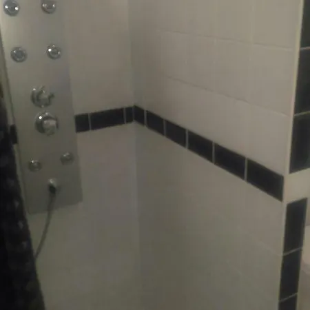 Casa vacanze Au Quatre, 2em Etage Centre Historique *
