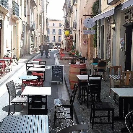 Au Quatre, 2em Etage Centre Historique Pezenas