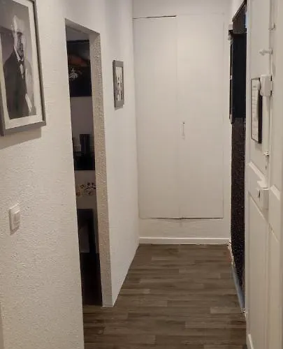 Au Quatre, 2em Etage Centre Historique * Пезенас